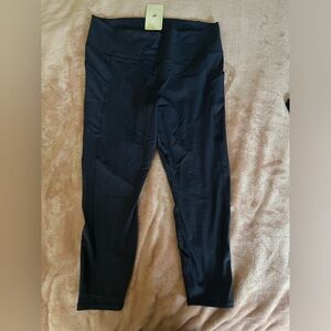 Fabletics NWT Pureluxe Oasis High Waisted Pocket 7/8 Leggings Navy Size 2X 18/20